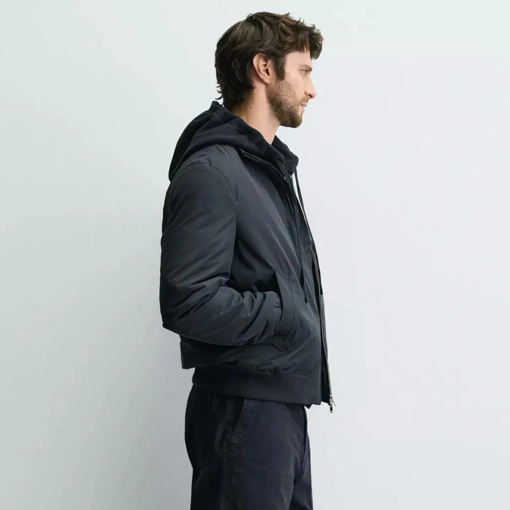 Zara man basic